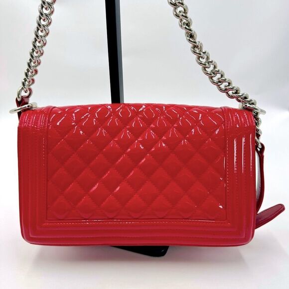 Chanel Boy Red Plexiglass Quilted Matelasse Patent Leather Med Shoulder Bag Ex++ - Picture 4 of 16